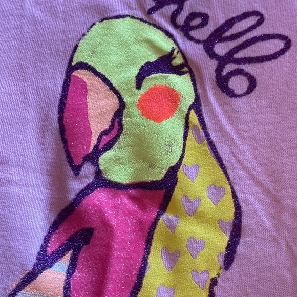 Gap size XS 4-5 active set bundle. Two tank tops and one pair of shorts. - Picture 7 of 11